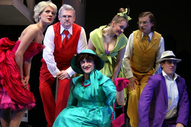 В Оренбургском драмтеатре начались репетиции сразу двух спектаклей